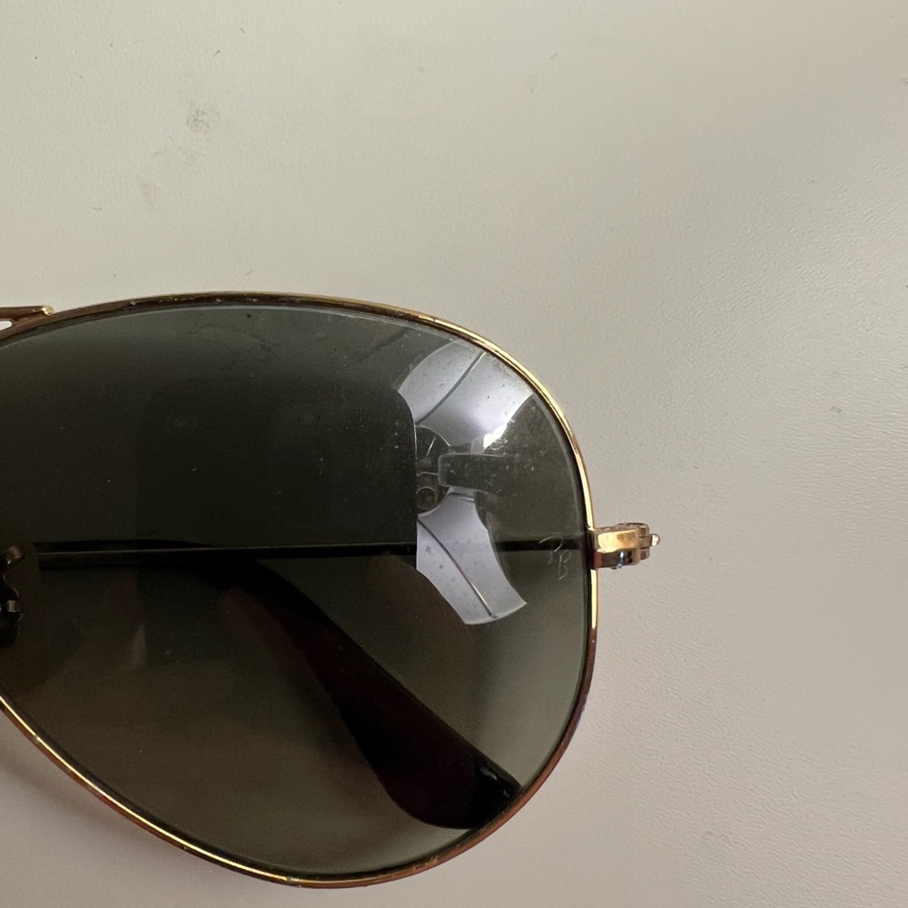 Raybans sunglasses - Picture 2 of 3